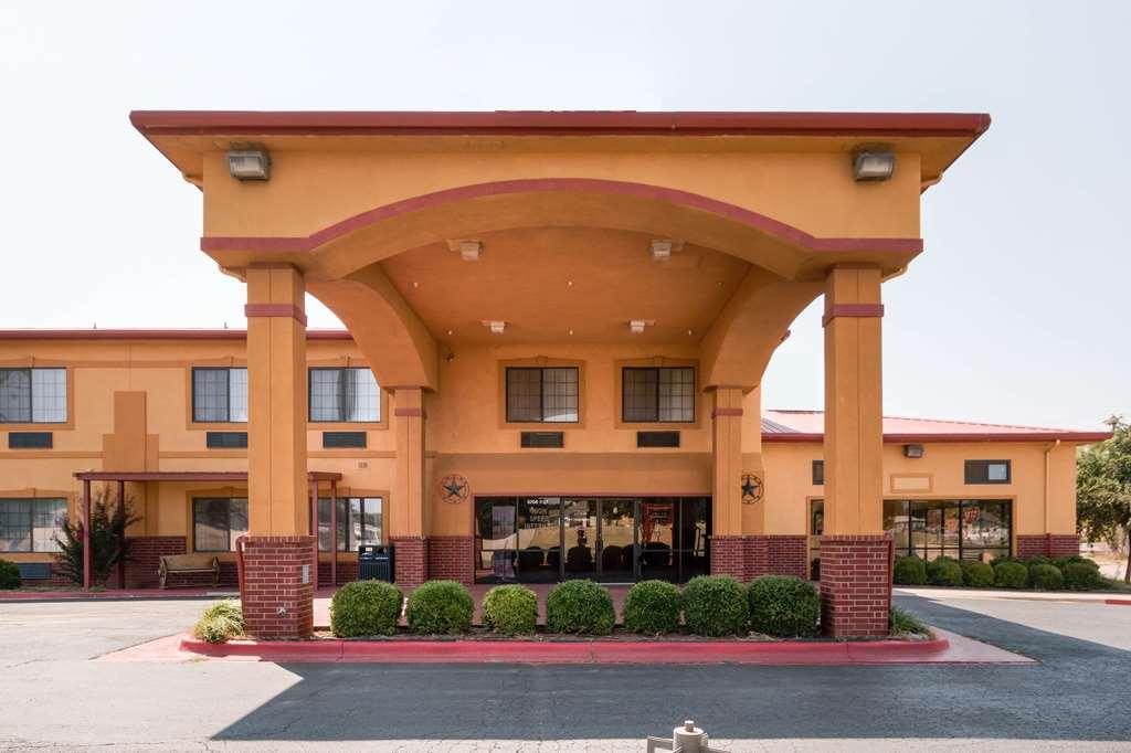 Econo Lodge Lubbock I-27 Exterior photo