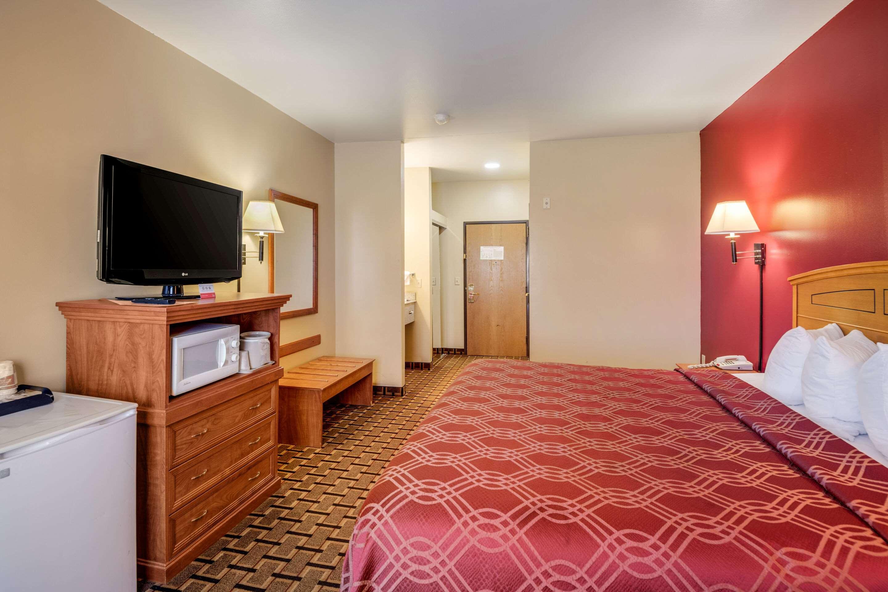 Econo Lodge Lubbock I-27 Exterior photo